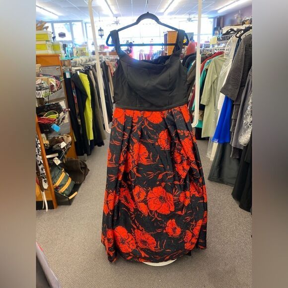 Morrell Maxie Ladies 16 Black & Red Floral Dress Formal - Picture 1 of 3